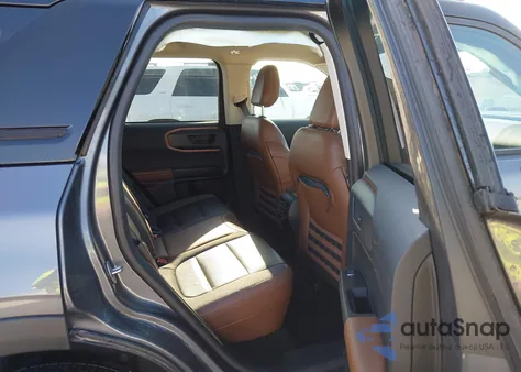 2021 Ford Bronco Sport Outer Banks z USA, uszkodzony, nr VIN 3FMCR9C67MRA24434